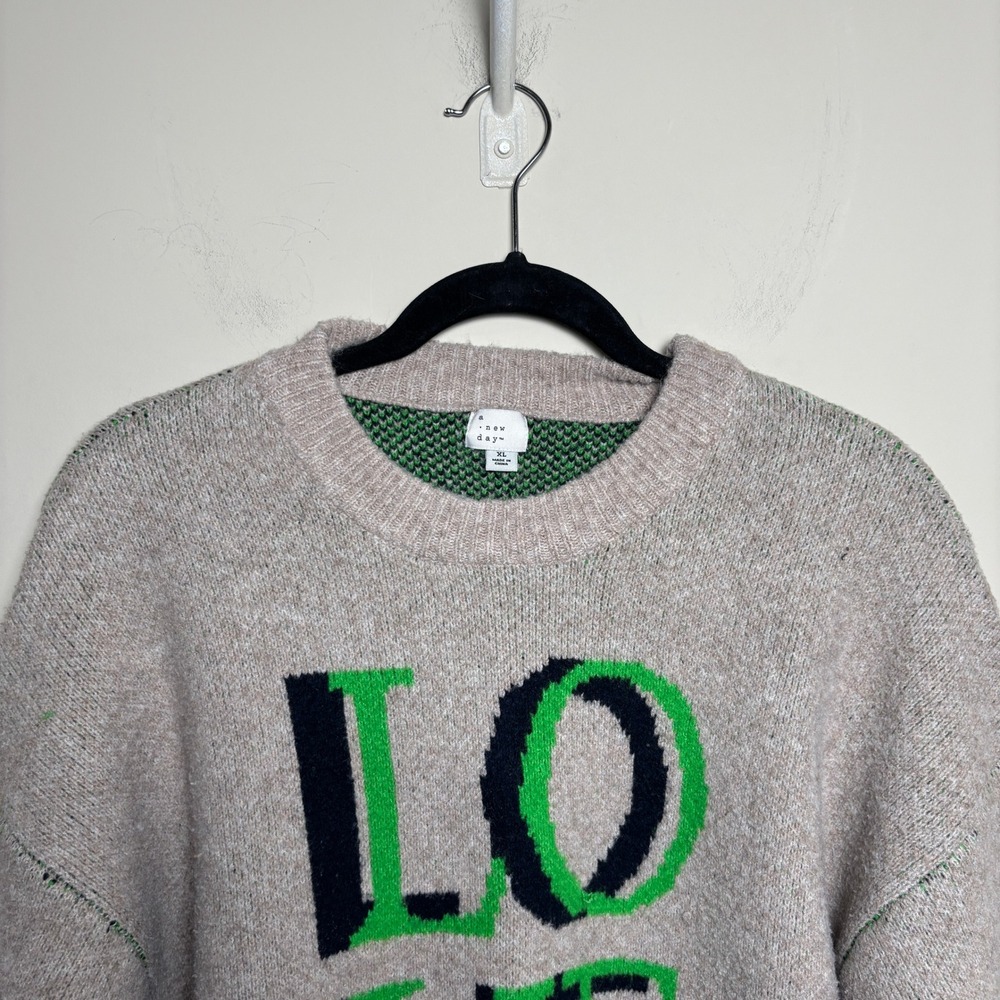 A New Day Gray Crewneck Graphic Love Stretch Pullover‎ Knit Sweater Womens XL - Picture 2 of 9